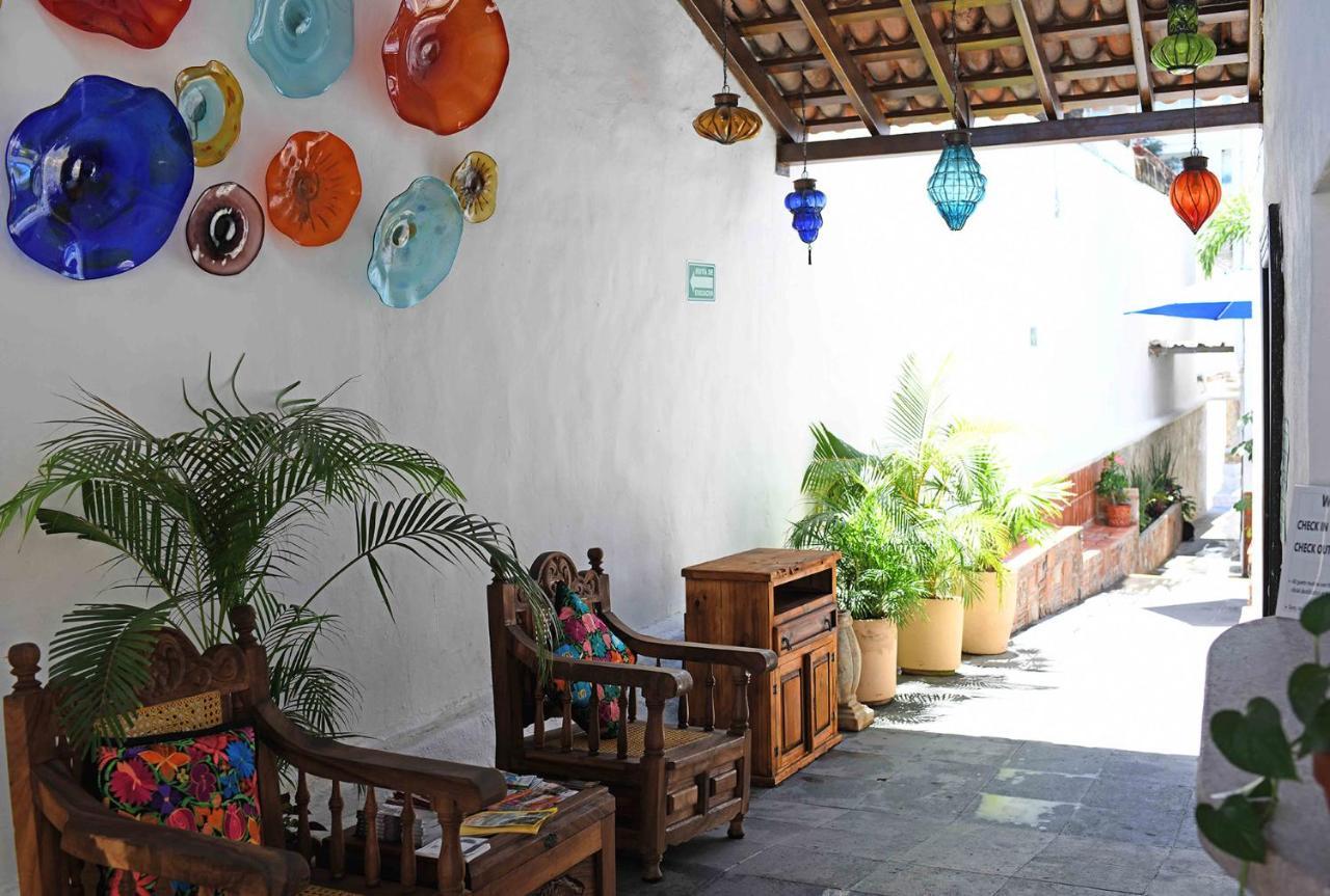 LGBTQ Hotel&Suites - Hacienda Vallarta Puerto Vallarta Exterior foto