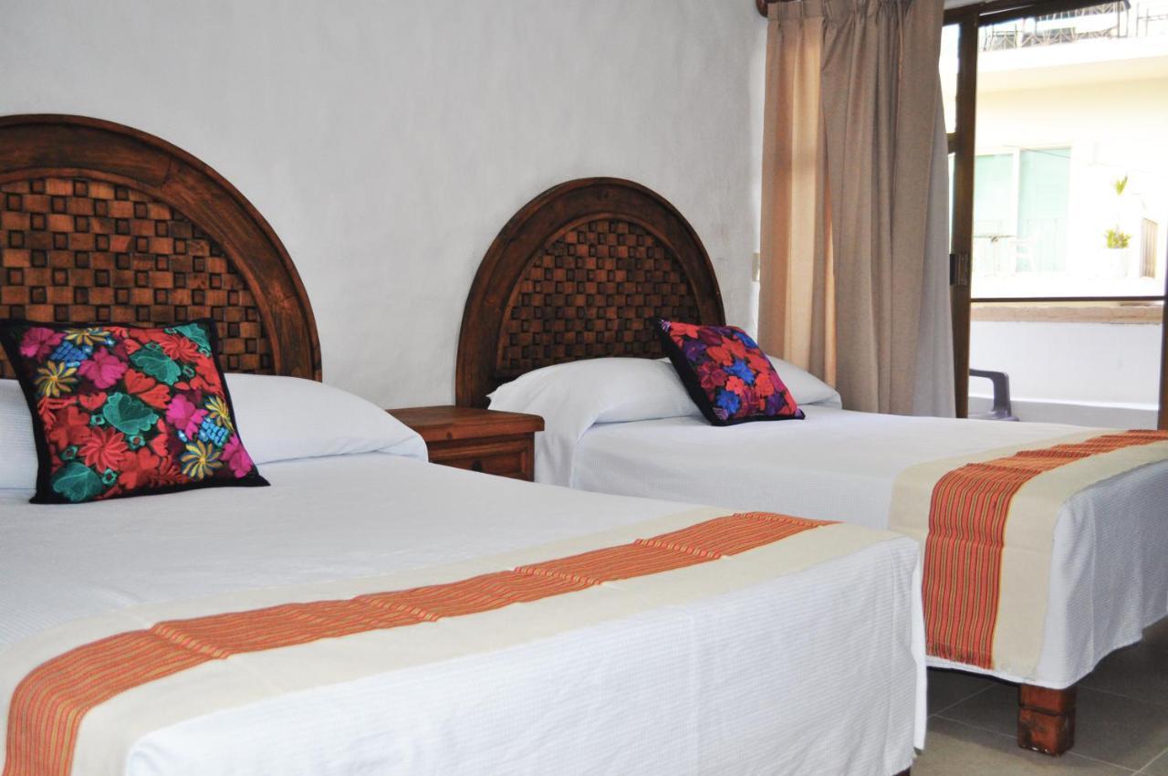 LGBTQ Hotel&Suites - Hacienda Vallarta Puerto Vallarta Exterior foto